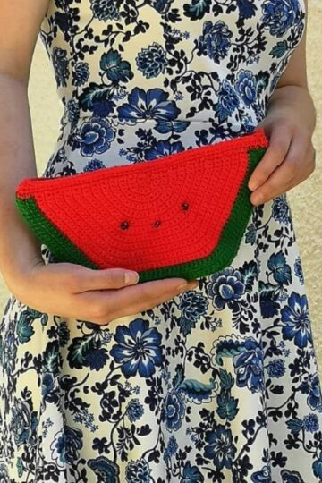 14 Crochet Clutches Free Patterns