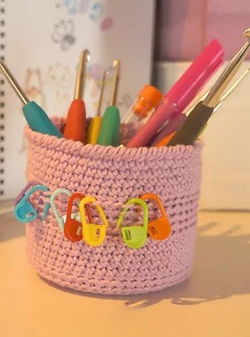 9 Stitch Marker Holder Free Crochet Patterns