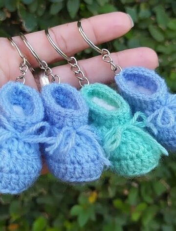 8 Crochet Baby Shower Favors Free Patterns